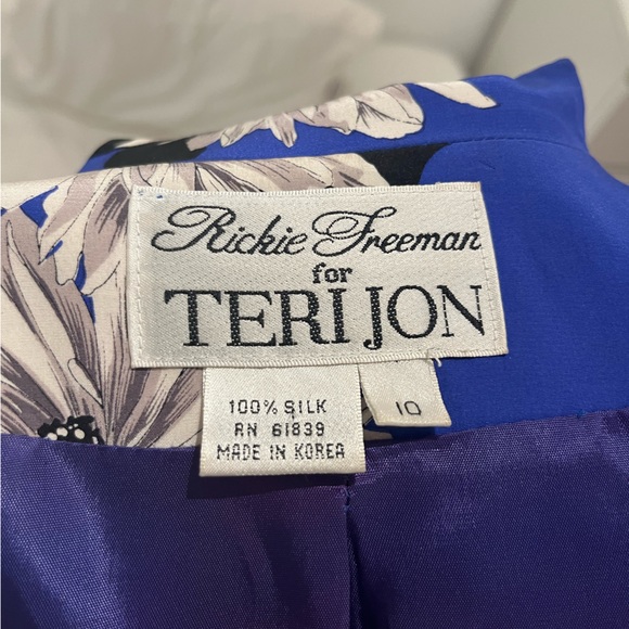 Blue Silk blazer with floral print - Picture 3 of 3